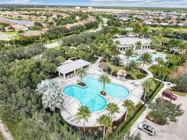 1637 Alameda DR, Naples, FL 34120