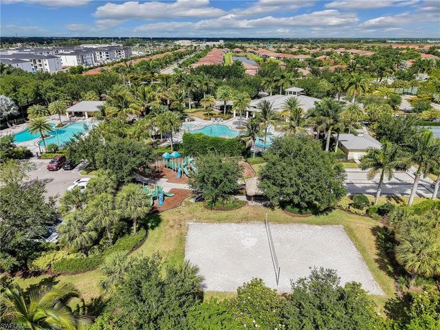 1637 Alameda DR, Naples, FL 34120