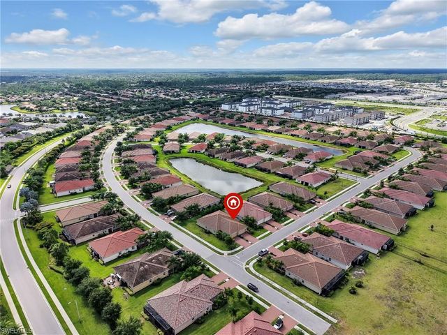 1637 Alameda DR, Naples, FL 34120