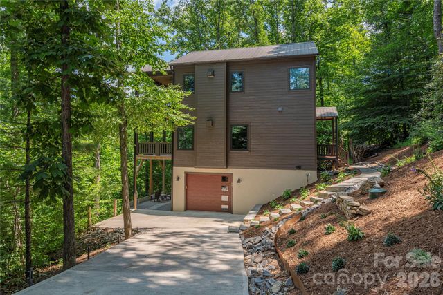 30 Garren View Drive, Fairview, NC 28730