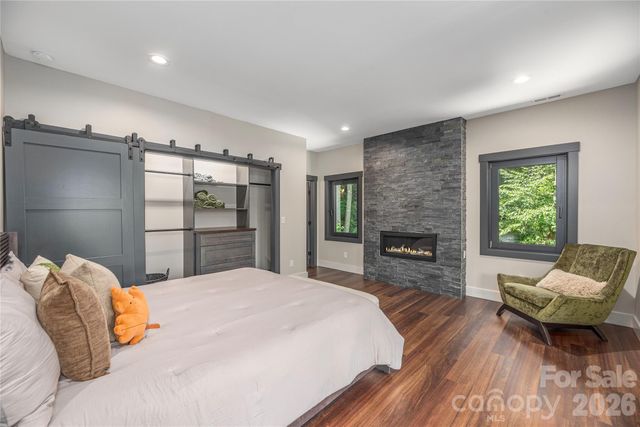 30 Garren View Drive, Fairview, NC 28730