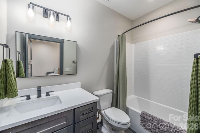 30 Garren View Drive, Fairview, NC 28730