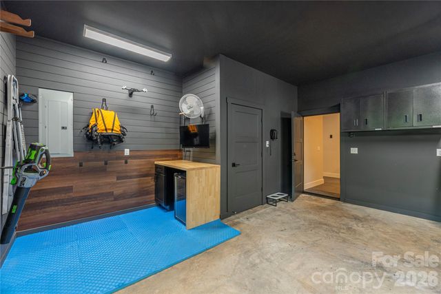 30 Garren View Drive, Fairview, NC 28730