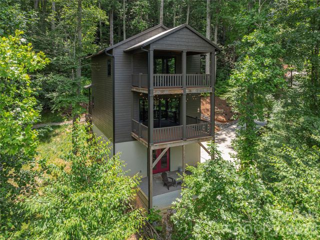 30 Garren View Drive, Fairview, NC 28730