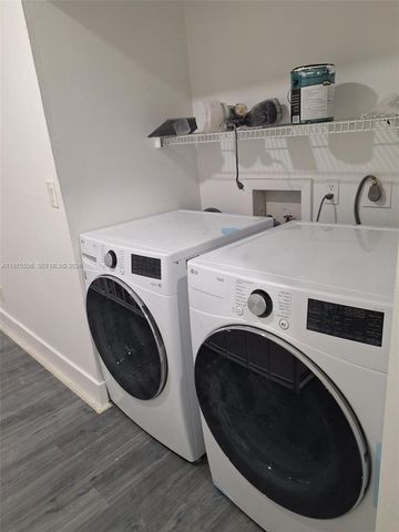 3512 Estepona Ave 22-D-1, Doral, FL 33178