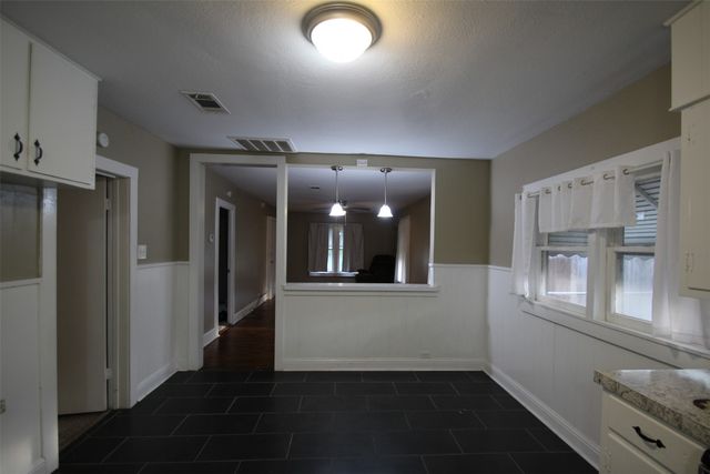 1415 W Crawford Street, Denison, TX 75020