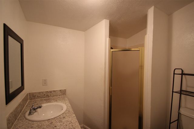 1415 W Crawford Street, Denison, TX 75020