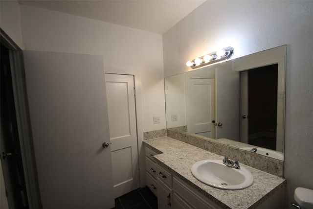 1415 W Crawford Street, Denison, TX 75020