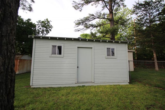 1415 W Crawford Street, Denison, TX 75020