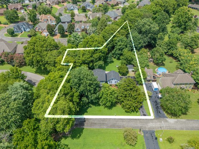 706 Edenburg Dr, Columbia, TN 38401
