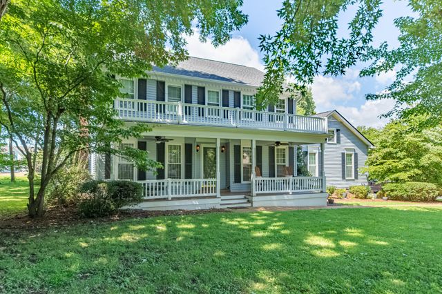 706 Edenburg Dr, Columbia, TN 38401