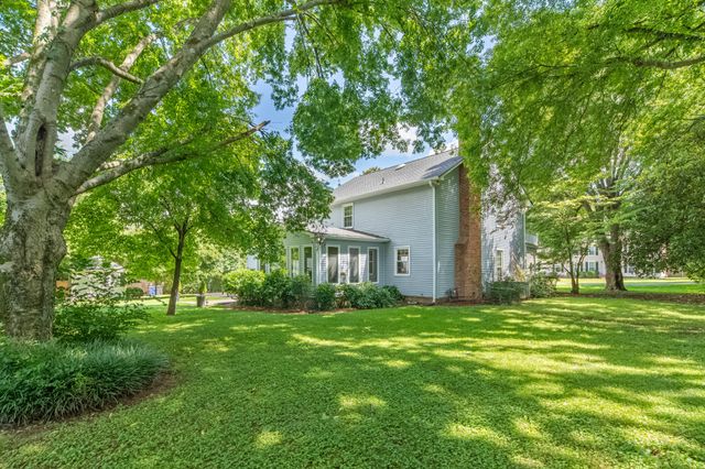 706 Edenburg Dr, Columbia, TN 38401