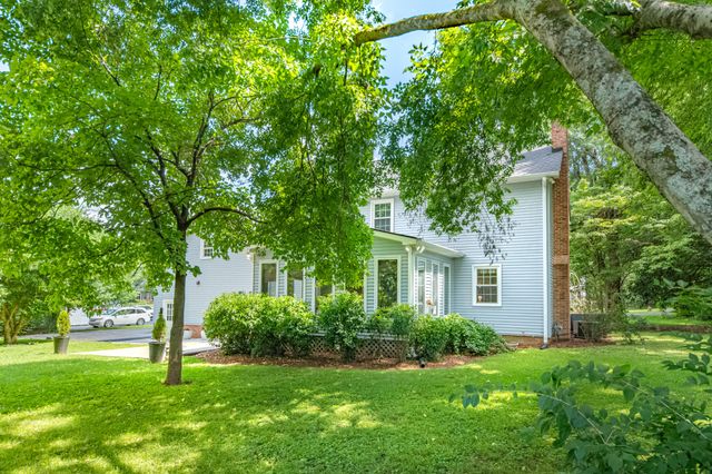 706 Edenburg Dr, Columbia, TN 38401