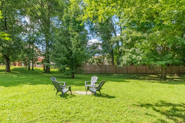 706 Edenburg Dr, Columbia, TN 38401