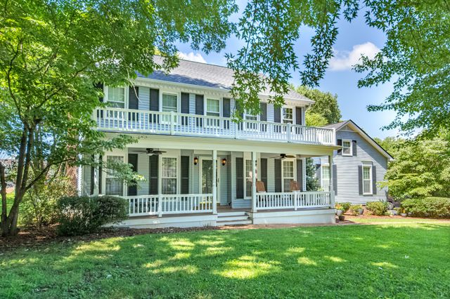 706 Edenburg Dr, Columbia, TN 38401
