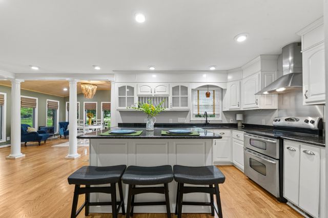 706 Edenburg Dr, Columbia, TN 38401