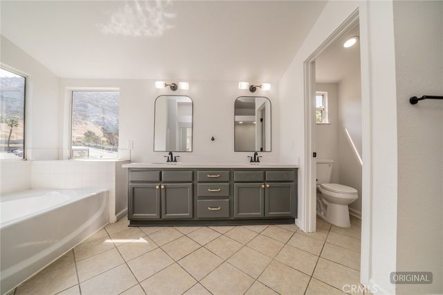 15849 Firethorn Road, Fontana, CA 92337