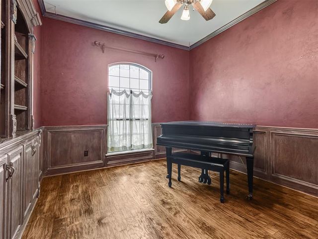 2025 Arbor Valley Drive, Edmond, OK 73025