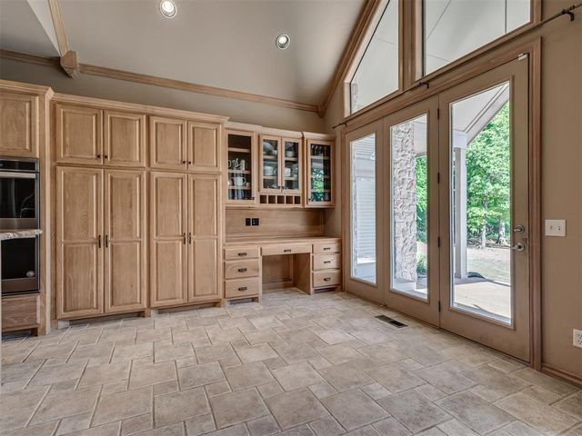 2025 Arbor Valley Drive, Edmond, OK 73025