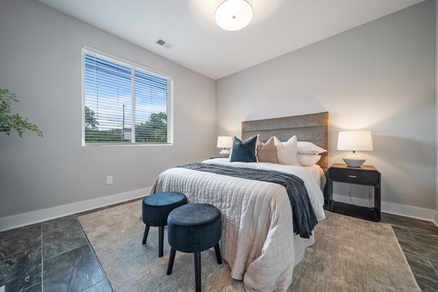 496 W Trinity Ln Unit 3, Nashville, TN 37207