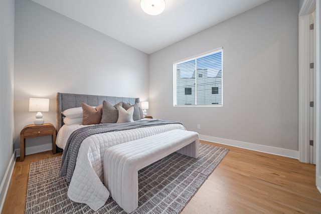 496 W Trinity Ln Unit 3, Nashville, TN 37207