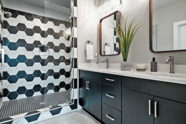 496 W Trinity Ln Unit 3, Nashville, TN 37207