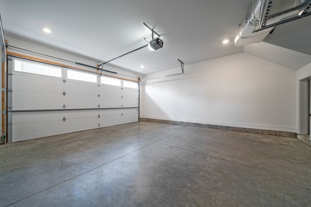 496 W Trinity Ln Unit 3, Nashville, TN 37207