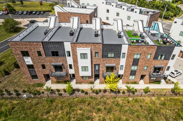 496 W Trinity Ln Unit 3, Nashville, TN 37207