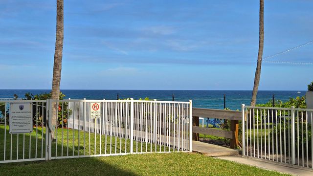 1161 Hillsboro Mile 107, Hillsboro Beach, FL 33062