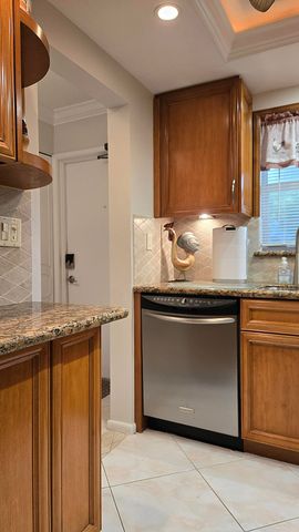 1161 Hillsboro Mile 107, Hillsboro Beach, FL 33062