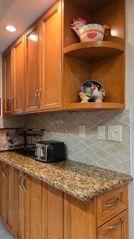 1161 Hillsboro Mile 107, Hillsboro Beach, FL 33062