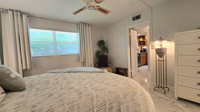1161 Hillsboro Mile 107, Hillsboro Beach, FL 33062