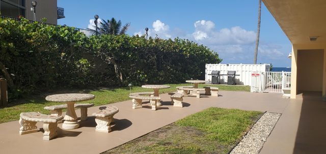 1161 Hillsboro Mile 107, Hillsboro Beach, FL 33062