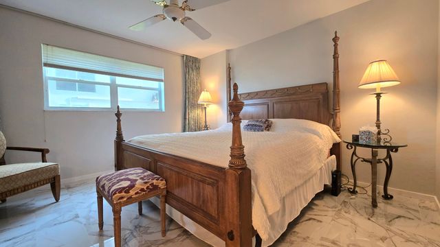 1161 Hillsboro Mile 107, Hillsboro Beach, FL 33062