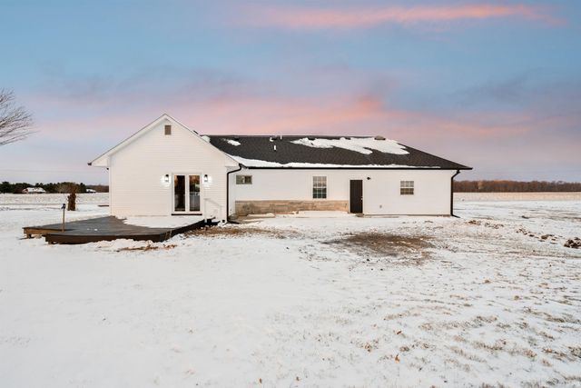 133 E 700 N, Sharpsville, IN 46068