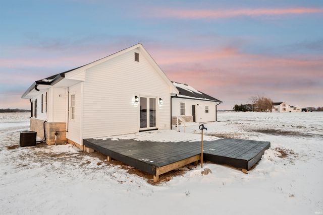 133 E 700 N, Sharpsville, IN 46068