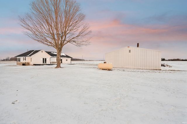 133 E 700 N, Sharpsville, IN 46068