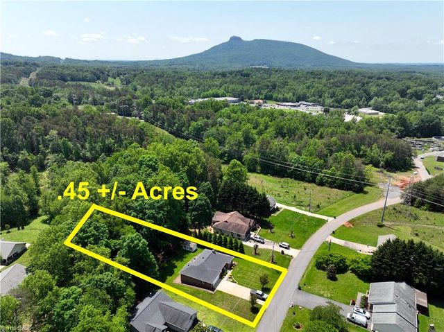 516 Lynchburg Road, Pilot Mountain, NC 27041