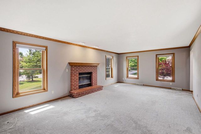 W169N10806 Redwood Lane, Germantown, WI 53022