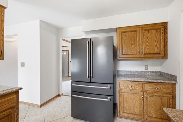 W169N10806 Redwood Lane, Germantown, WI 53022