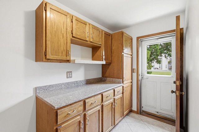 W169N10806 Redwood Lane, Germantown, WI 53022