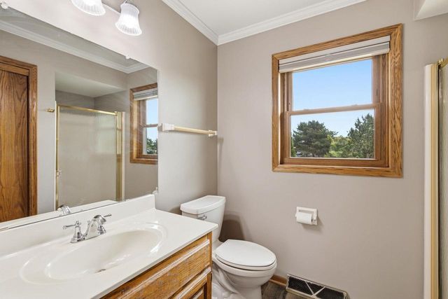 W169N10806 Redwood Lane, Germantown, WI 53022