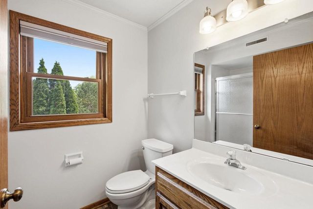 W169N10806 Redwood Lane, Germantown, WI 53022