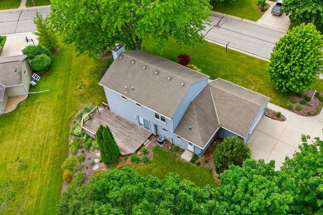 W169N10806 Redwood Lane, Germantown, WI 53022