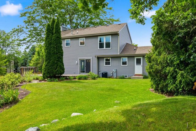 W169N10806 Redwood Lane, Germantown, WI 53022