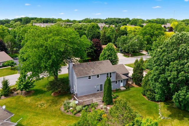 W169N10806 Redwood Lane, Germantown, WI 53022