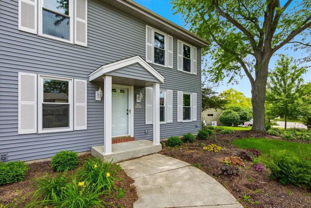W169N10806 Redwood Lane, Germantown, WI 53022