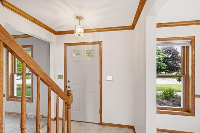 W169N10806 Redwood Lane, Germantown, WI 53022