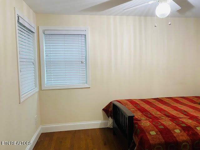 1219 Fishermans Way, Sevierville, TN 37876