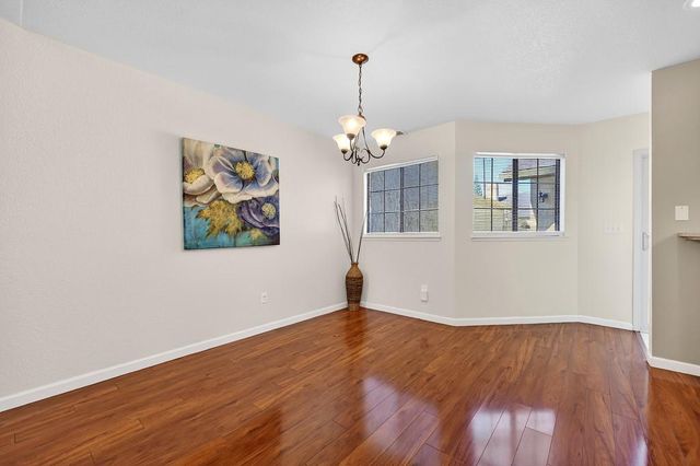 8459 Creekridge Cir, Citrus Heights, CA 95610